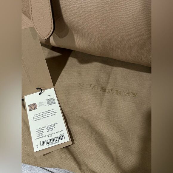 BURBERRY Haymarket Colours Check Medium Tote - Picture 8 of 13